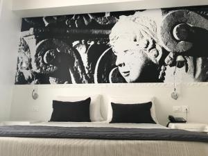 Double Room with Balcony room in QuiHotel