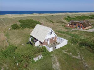 Four-Bedroom Holiday home Harboøre with a Fireplace 02