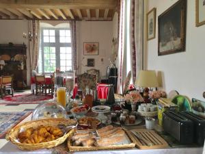 B&B / Chambres d'hotes Chateau d'Avanton : photos des chambres