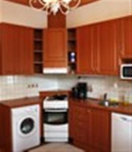 Sandels Mökit & Talot