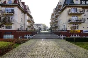 Usedom-Apartment an der Promenade - 斯维诺乌伊希切