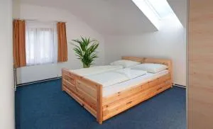 Gasthaus Pension Goldeck - 斯皮特安德劳