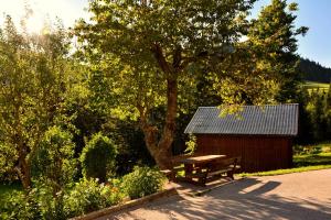 Apartments Pri Marjetki 