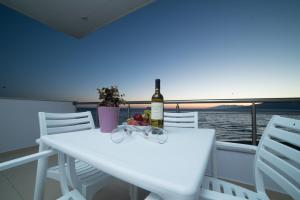 Bella Mare Luxury Apartments Heraklio Greece