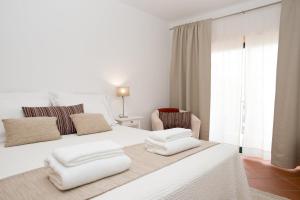 By the Sea - Rooftop pools