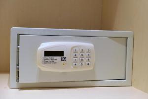 Rentalmar Pins Marina