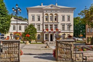 Hotel Dom Zdrojowy w Jedlinie Zdroju Jedlina-Zdrój Polsko