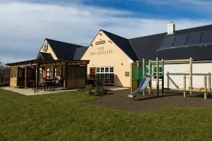 Red Squirrel, Stevenston by Marston's Inns - 锡米尔