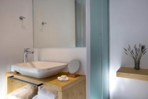 Dreambox Mykonos Suites Myconos Greece