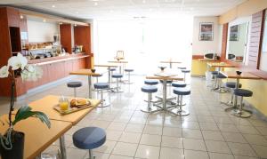 Hotels Hotel Ibis Budget Rennes Cesson : photos des chambres