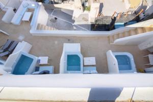 On the Cliff Suites Santorini Greece