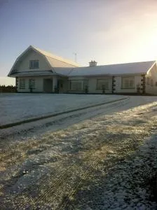 Oakwood B&B - Clonmacnoise