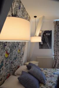 Sejours chez l'habitant La Maison Carree - Villa de charme - Clim & Piscine chauffee : photos des chambres