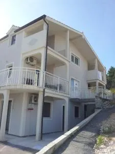 Apartments Holiday Gavric - Miševac