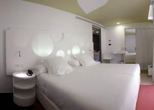 Standard Double or Twin Room room in Room Mate Pau