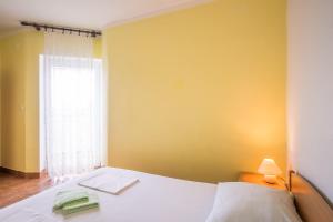 Apartments in Krk - Insel Krk 26807