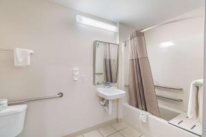 King Room - Disability Access - Non-Smoking room in Motel 6-Winchester VA