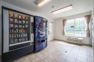 Studio 6 Extended Stay - Roswell, GA - Atlanta