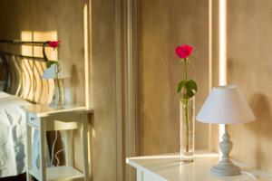 Family Room with Lake View