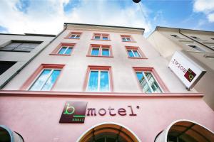 b-smart motel Basel - 3hvězdičkové hotely ve městě Basilej