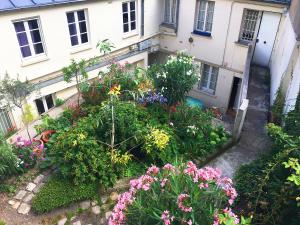 B&B / Chambres d'hotes Romantic Artist Room Montmartre Bed & Breakfast : photos des chambres