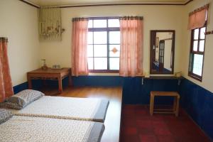 A Hotelcom Luxury And Cheap Accommodation In Xuejia - 