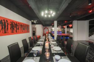 Chalong - 8 Bedroom Private Pool Villa - Nap Crown