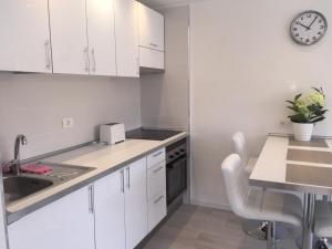 Beautiful apartment Playa Honda in the heart of Las Americas