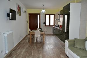 A casa di Leo – Leo’s house – Chez Léo