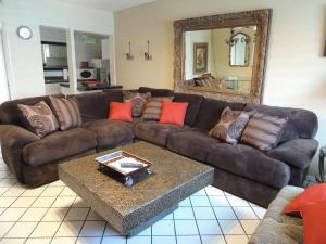 One-Bedroom King Suite room in Casa Larrea Inn