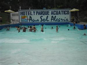 Hotel y Parque Acuatico Agua Sol Alegria