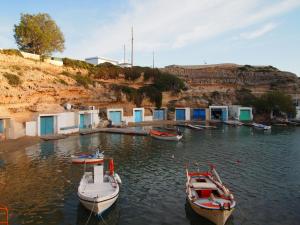 Seaview House Mandrakia Milos Greece