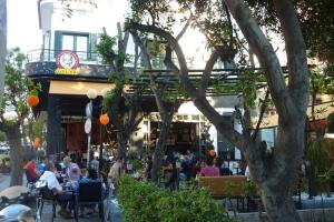 The Gallery Apartment