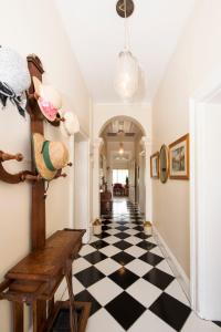 Ningana Heritage Houses