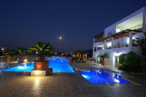 Pinelopi Apartments Chania Greece