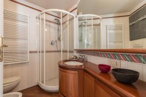 Two-Bedroom Apartment room in 7 WINDOWS ON VENICE