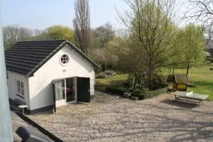 B&B De Sprokkeltuin - Weurt