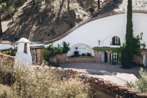 Cave Apartment - Quadruple room in Cuevas del Tio Tobas