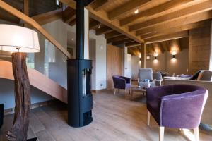 Chalets Les Portes de Megeve : photos des chambres