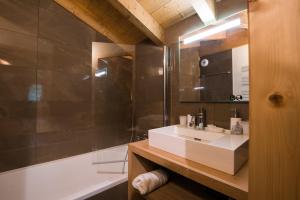 Chalets Les Portes de Megeve : photos des chambres