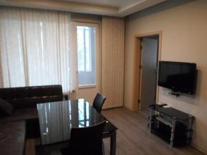 Burgas Lazur Aqua Two-Bedroom Apartment