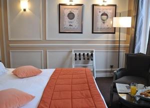 Hotels Hotel de L'Universite : photos des chambres