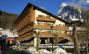 Hotels Hotel Les Glaciers : photos des chambres