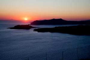 Santa Rinoula Privet Suites Sea-Caldera Views Santorini Greece