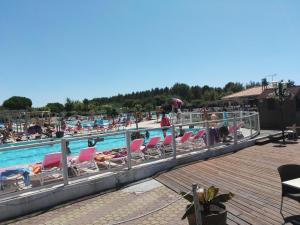 Villages vacances MOBIL HOME 43 dans Camping 4 Etoiles : photos des chambres