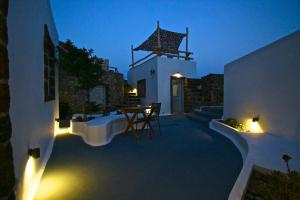 Fertimo Suites by Karpimo Santorini Greece