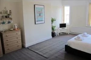 The Jollys - Halsall