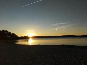 MOBIL HOME 43 dans Camping 4 Etoiles - 孔蒂莱班