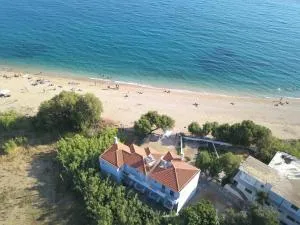 Pano sto Kyma Studios - Trýgonas