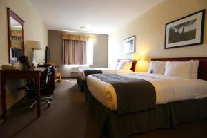 Lakeview Inns & Suites - Fort Nelson